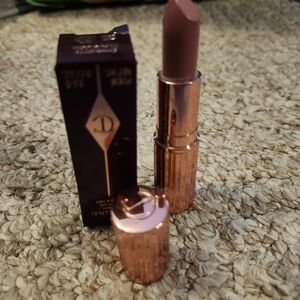 NEW!  Charlotte Tilbury Satin Lipstick - 90's Pink